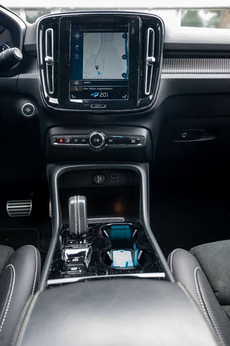 Volvo  T3 R-Design Automatik