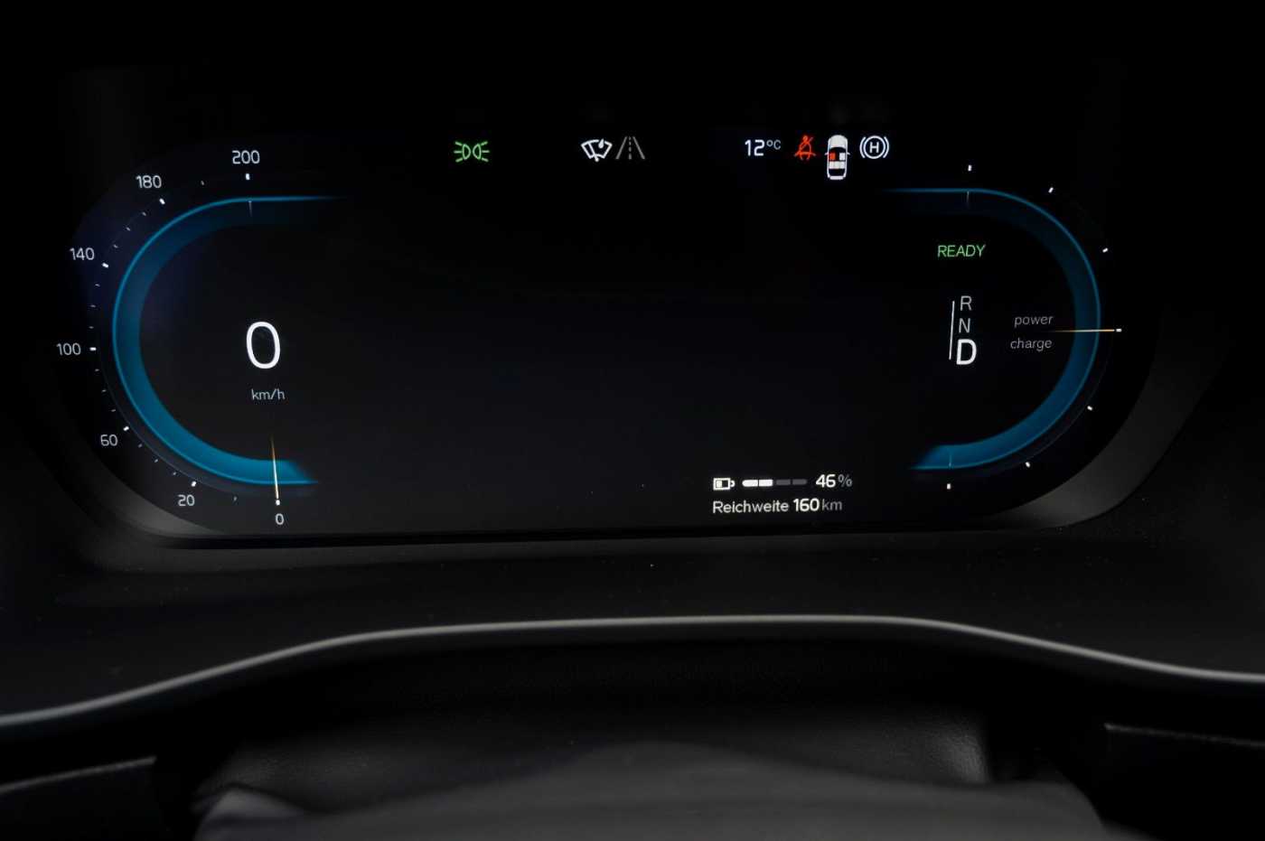 Volvo  Ultimate Recharge Pure Electric