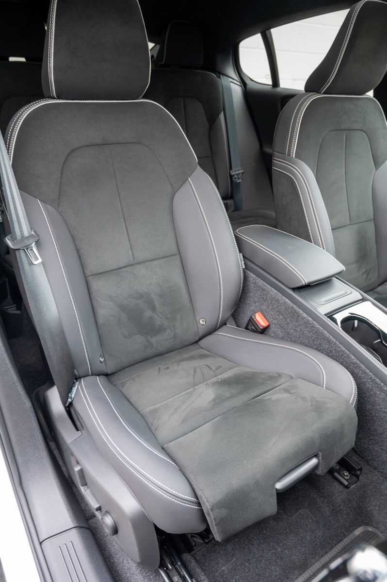 Volvo  Ultimate Recharge Pure Electric