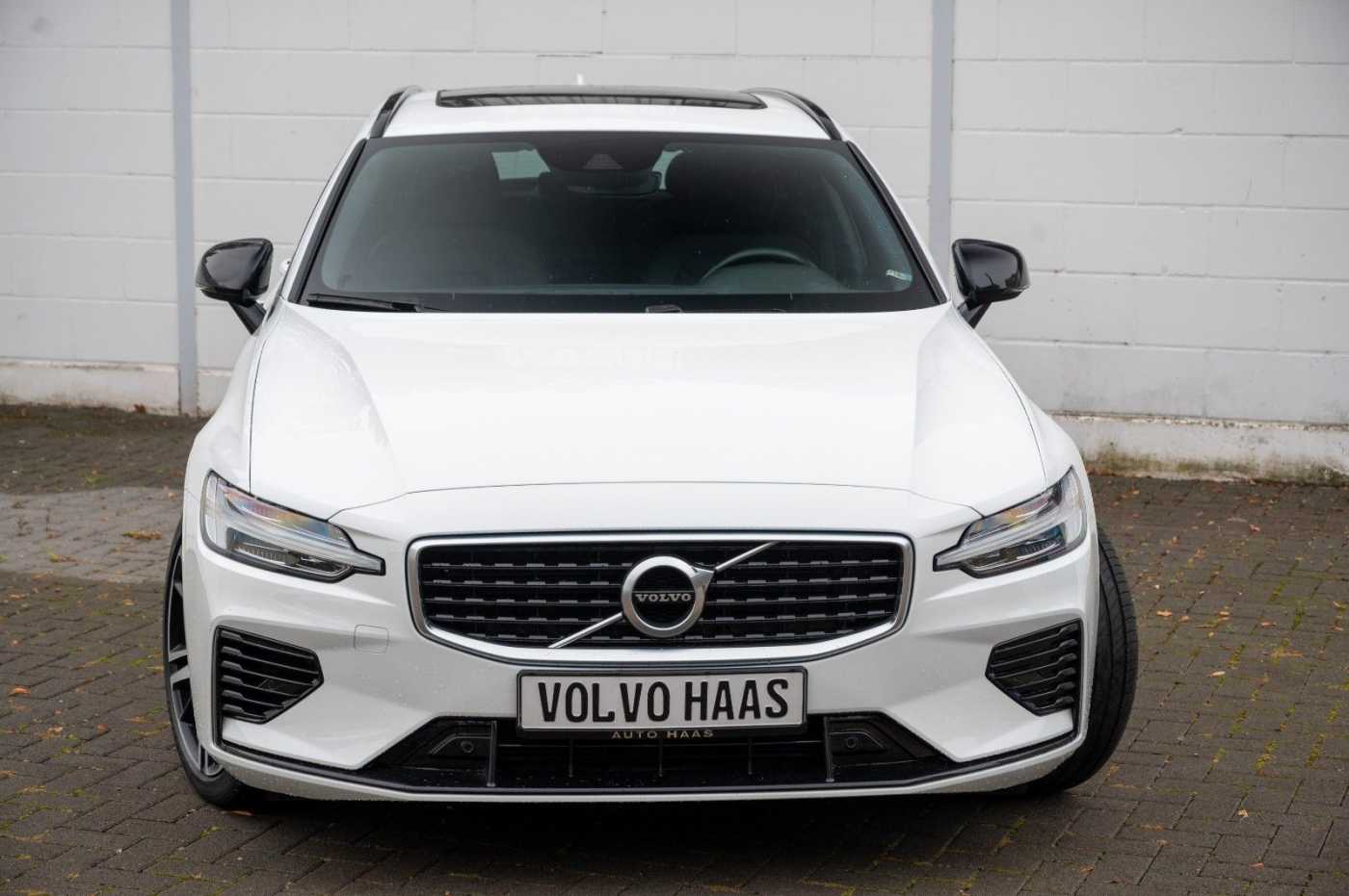 Volvo  T6 R-Design Plug-In Hybrid AWD