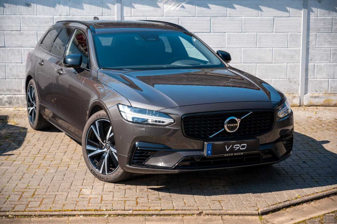 Volvo  R-Design T6  Recharge AWD Plug-In Hybrid