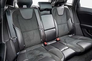 Volvo  T5 Momentum R-Design