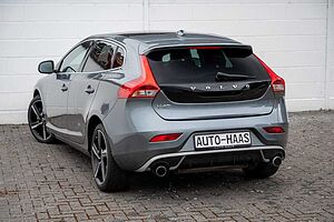 Volvo  T5 Momentum R-Design
