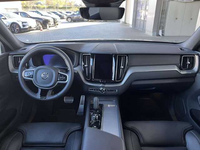 Volvo  B5 (Diesel) AWD R-Design (EURO 6d) Klima Navi