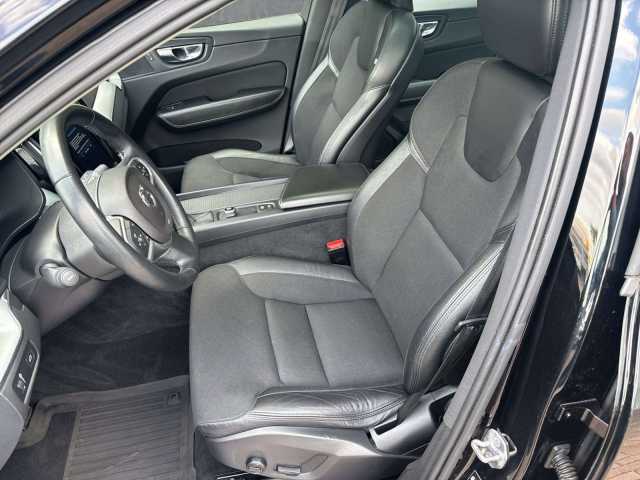 Volvo  D4 2WD Momentum (EURO 6d-TEMP) Klima Navi