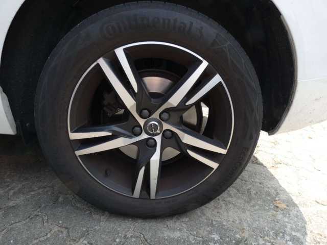 Volvo  B5 (Benzin) AWD R-Design (EURO 6d) Klima Navi