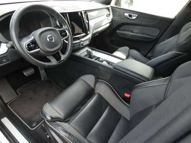 Volvo  B5 (Benzin) AWD R-Design (EURO 6d) Klima Navi