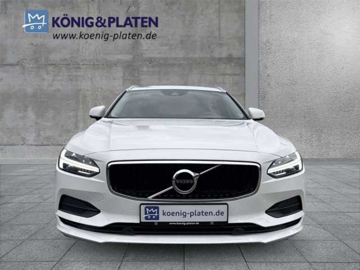 Volvo  D4 Momentum (EURO 6d-TEMP)(DPF) Klima Navi Leder