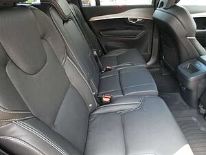 Volvo  B5 (Diesel) AWD Plus Dark (EURO 6d) Klima Leder