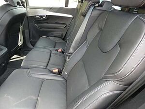 Volvo  B5 (Diesel) AWD Plus Dark (EURO 6d) Klima Leder