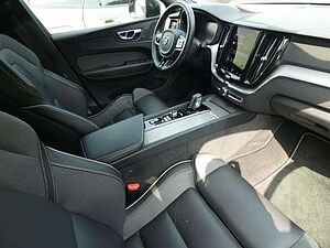 Volvo  B5 (Benzin) AWD R-Design (EURO 6d) Klima Navi