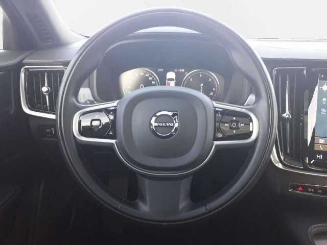 Volvo  D5 AWD Pro Auto. /Panorama-Dach