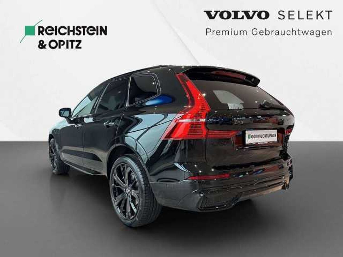 Volvo  T6 Plug-In AWD Plus Black Edition Auto.