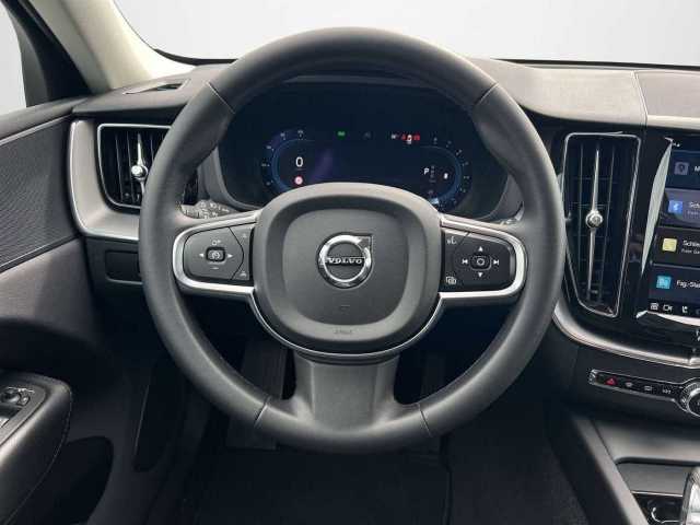 Volvo  B4 Core 2WD 2.0l Mild-Hybrid Autom. /SitzHZ