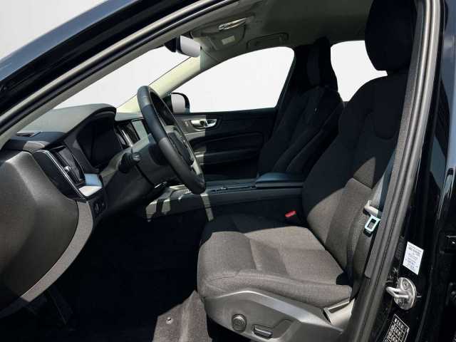 Volvo  B4 D Momentum Pro Geartronic