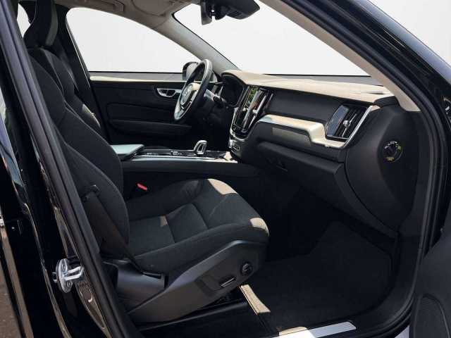 Volvo  B4 D Momentum Pro Geartronic