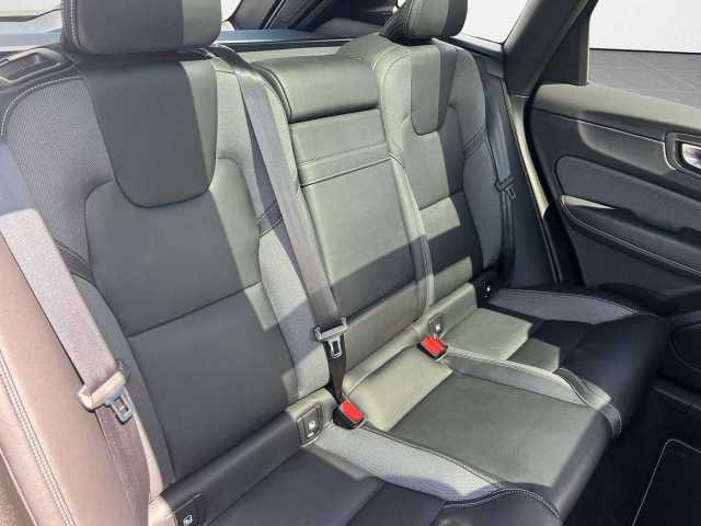 Volvo  B5 D AWD R Design Geartronic