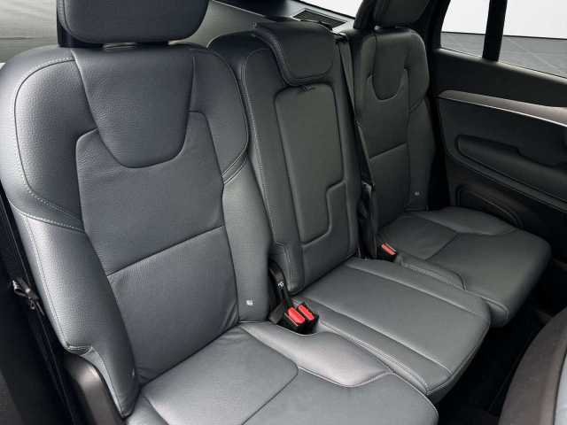 Volvo  B5 D AWD Geartronic Momentum Pro