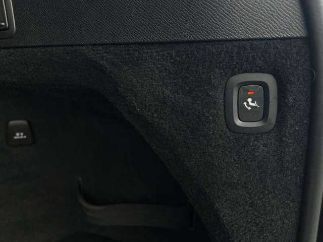 Volvo  B5 D AWD Geartronic Momentum Pro