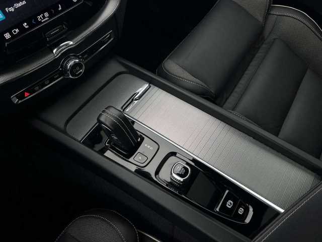 Volvo  B4 D R Design Geartronic/Keyless/360°RFK