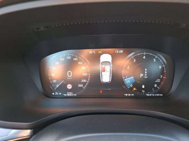 Volvo  B3 Mild-Hybrid Core Autom. /Keyless/Tempomat