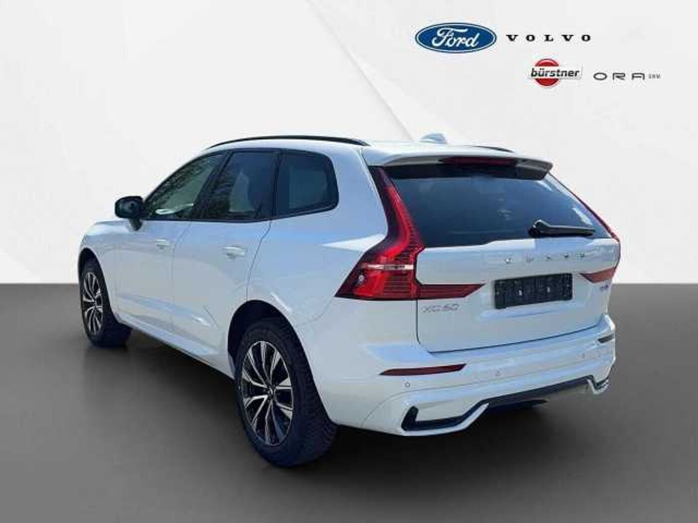 Volvo  B4 D AWD Aut. Plus Dark +ACC +Voll-LED