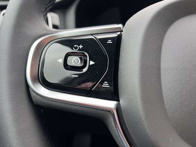 Volvo  Plus B5 Aut. AWD +ACC