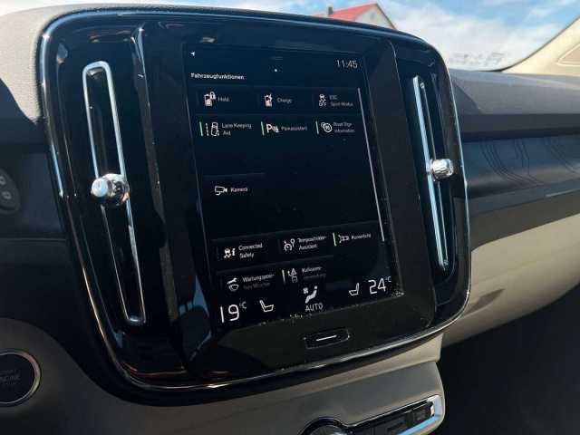 Volvo  T4 Recharge Core