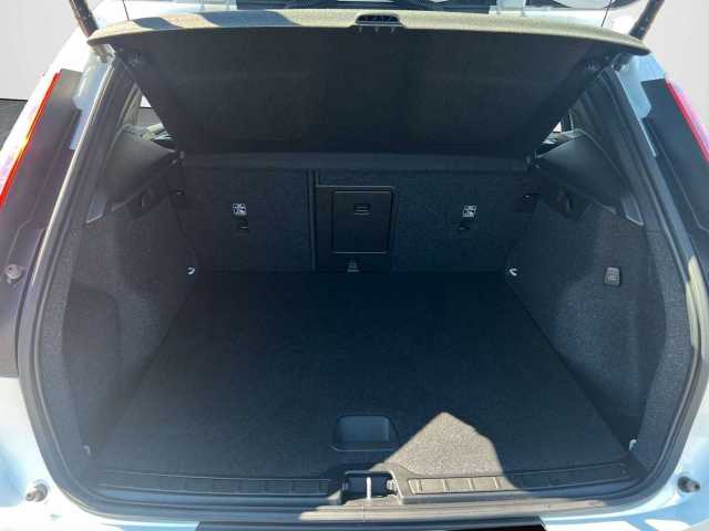 Volvo  T4 Recharge Core