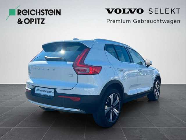 Volvo  T4 Recharge Core