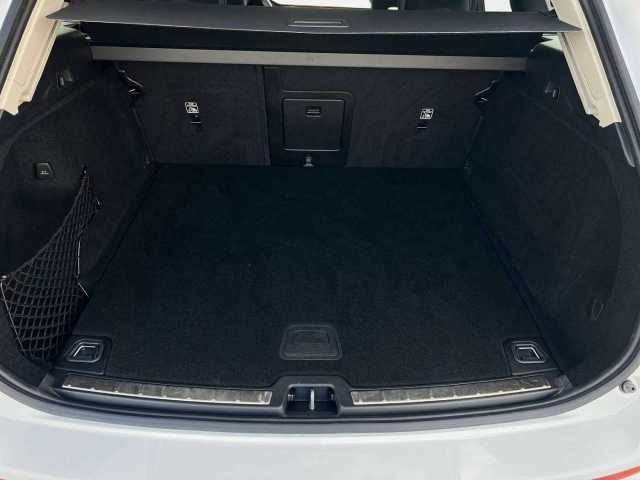 Volvo  B4 D AWD Plus Dark Autom. /Keyless/iACC