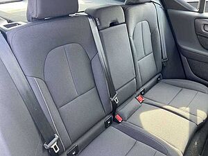 Volvo  B4 Momentum Pro Geartronic/ACC/DAB+/Klima