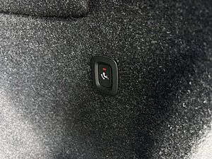Volvo  B4 Momentum Pro Geartronic/ACC/DAB+/Klima