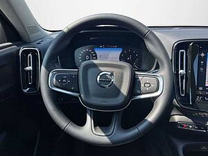 Volvo  B4 Momentum Pro AWD Autom. /ACC/DAB+/Klima