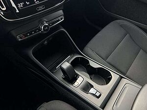 Volvo  T3 Momentum Pro Geartronic/DAB+/Klima
