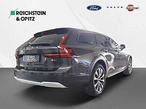 Volvo  Plus B4 D AWD Aut. +activeLED
