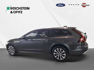 Volvo  Plus B4 D AWD Aut. +activeLED