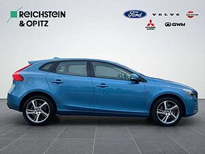 Volvo  D3 2.0l YOU! /SitzHZ/Navi/Tempomat/Klima/RFK