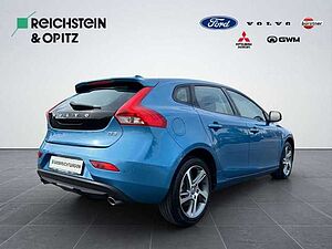 Volvo  D3 2.0l YOU! /SitzHZ/Navi/Tempomat/Klima/RFK