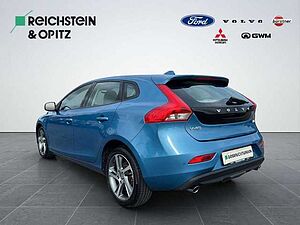 Volvo  D3 2.0l YOU! /SitzHZ/Navi/Tempomat/Klima/RFK