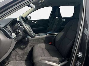 Volvo  B4 Momentum Pro Geartronic/Keyless/DAB