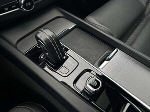 Volvo  B4 D R Design Geartronic/Keyless/360°RFK