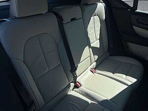 Volvo  T4 Recharge Core