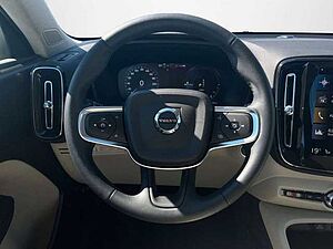 Volvo  T4 Recharge Core
