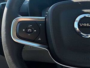 Volvo  T4 Recharge Core