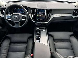 Volvo  B4 D AWD Plus Dark Autom. /Keyless/iACC