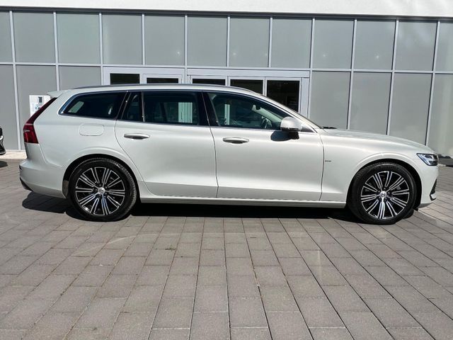 Volvo  T6 Inscription AWD Stdhzg. 360 Cam HUD