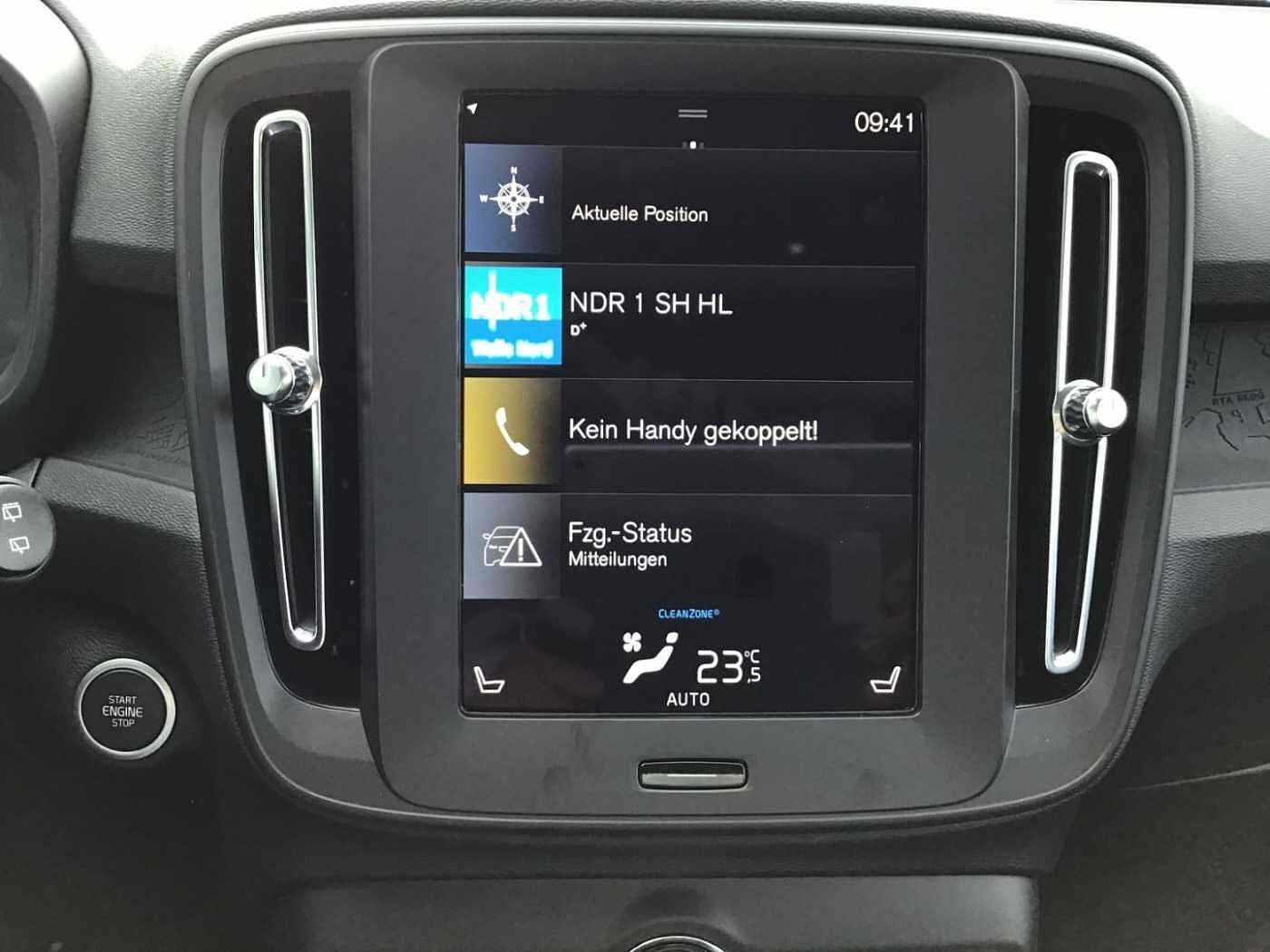 Volvo  T2 Momentum Core Cam Navi