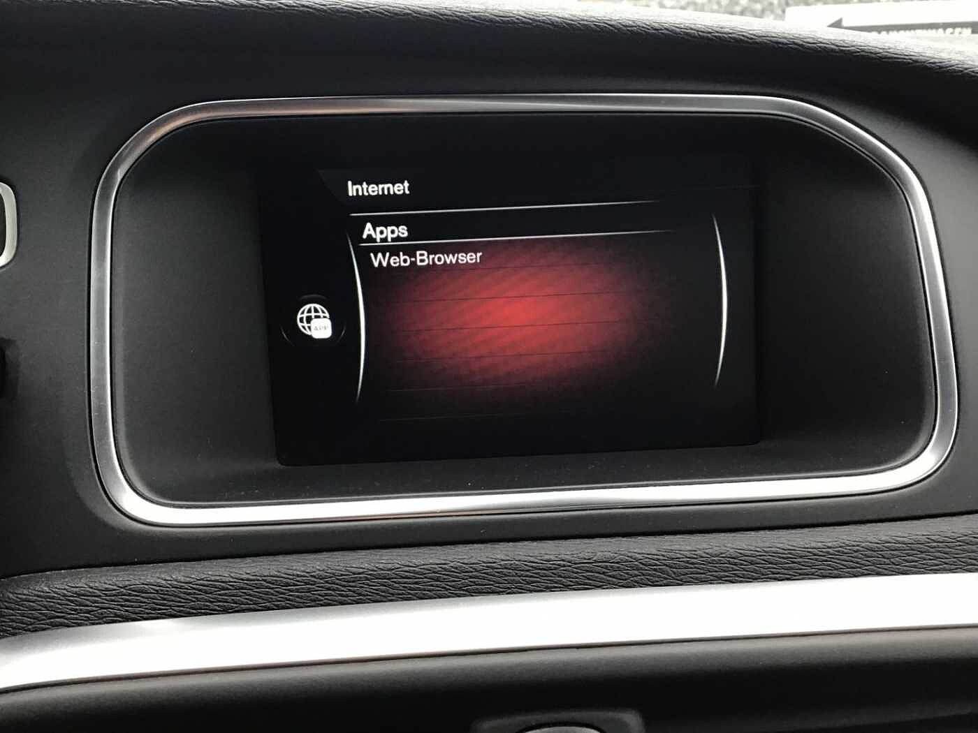 Volvo  D2 Kinetic Navi Cam Klima