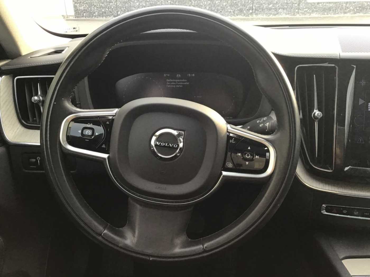 Volvo  T6 Inscription AWD Stdhzg. Cam Navi